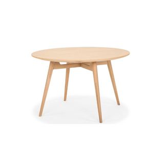 A natural oak Kardiel round dining table for sustainable furniture brands.