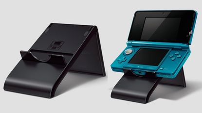 Kid Icarus: Uprising 3DS stand