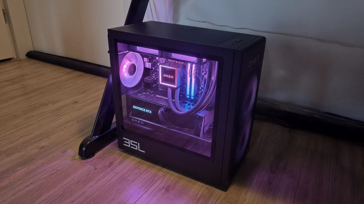 HP OMEN 35L