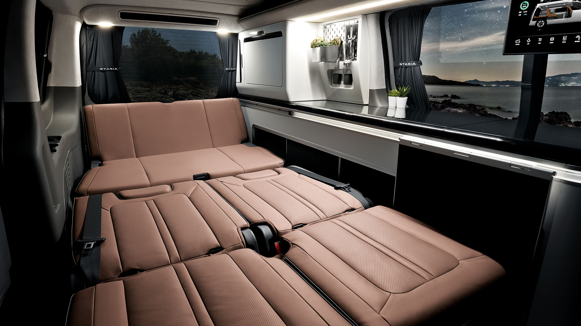 Hyundai Staria Camper Concept