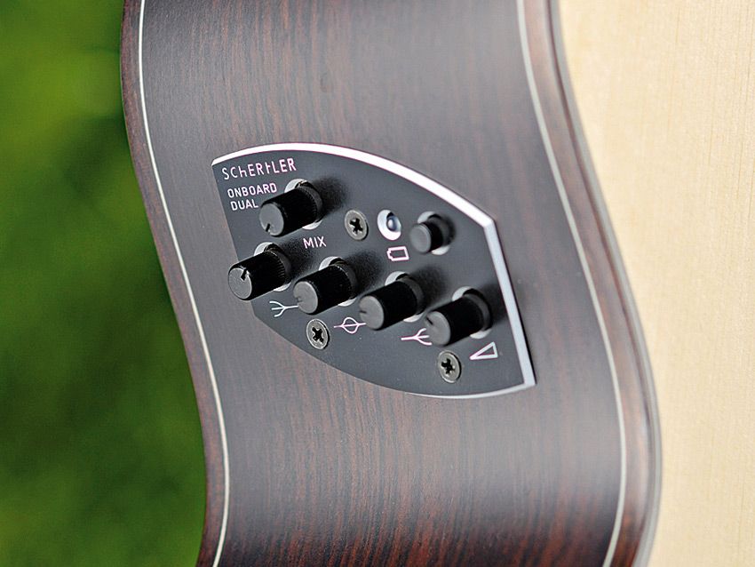 The onboard electronics consist of two distinct pickup systems
