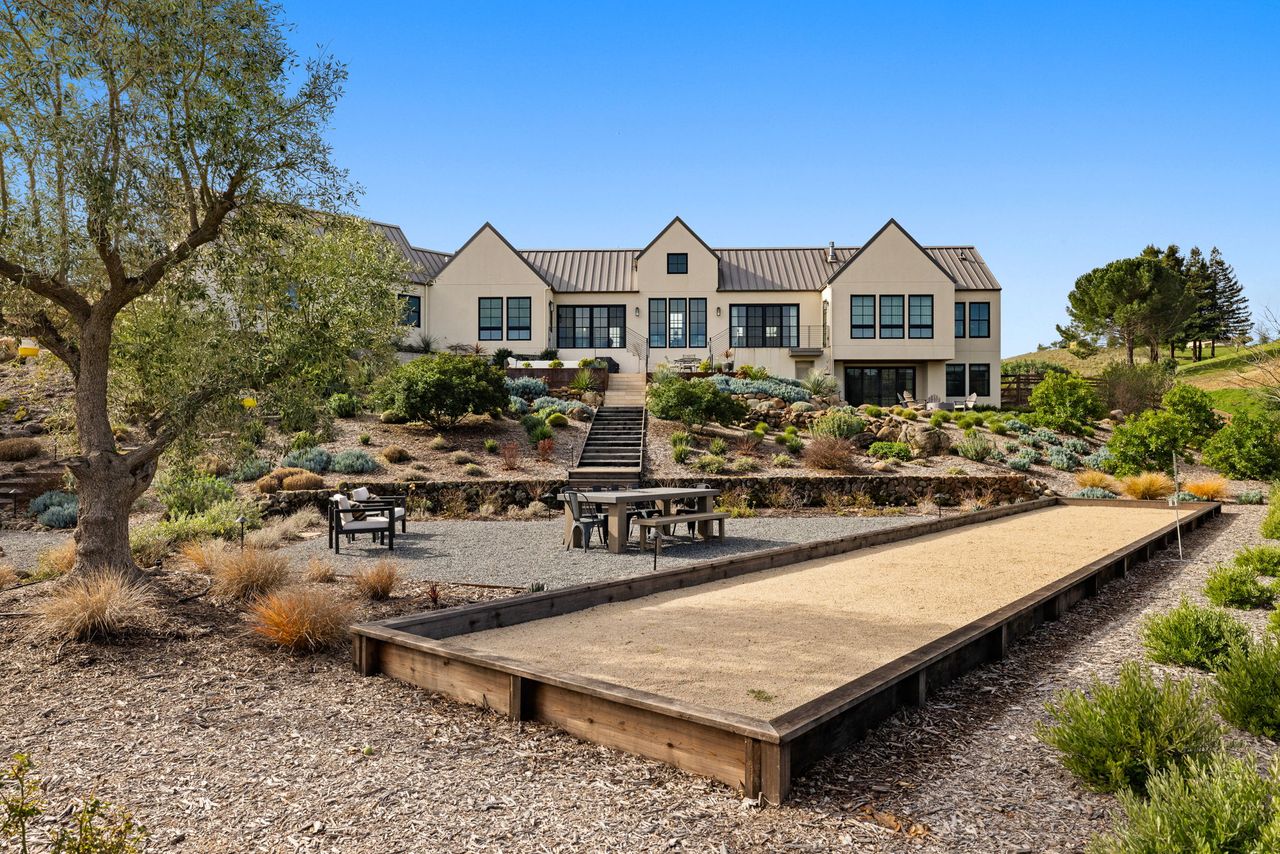 A home for sale in Santa Rosa, California.