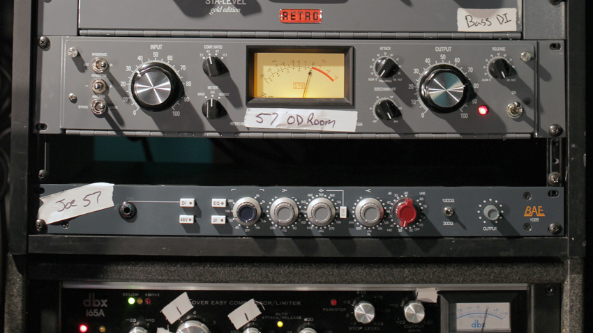 Rack gear - six