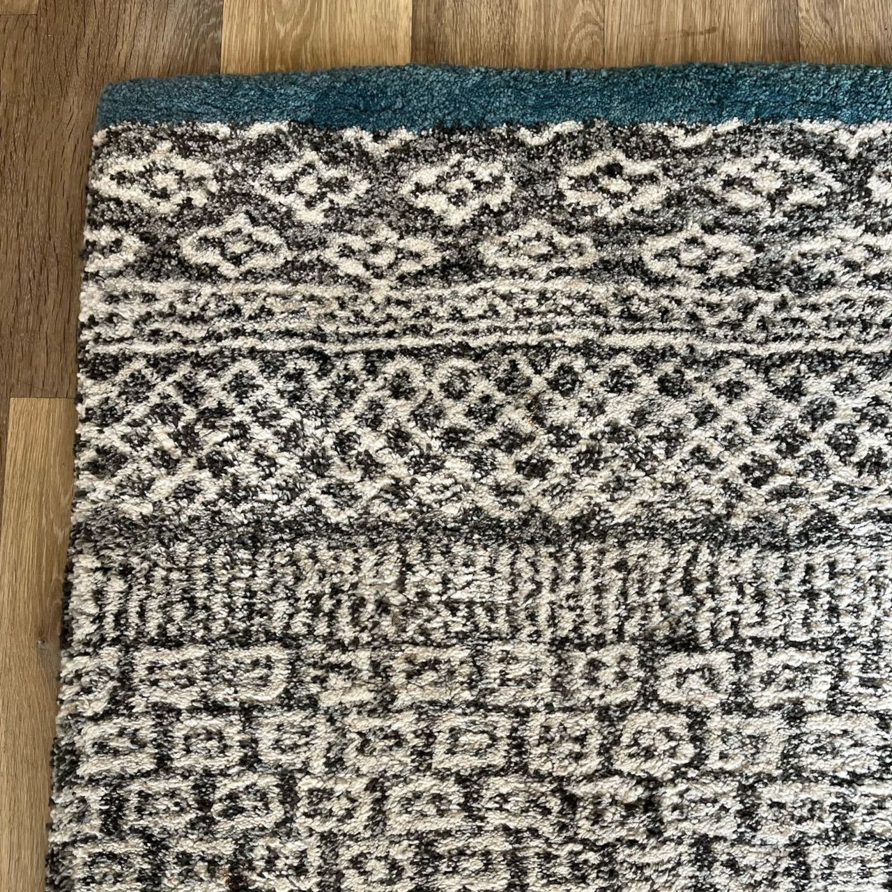 patterned rug after cleaning
