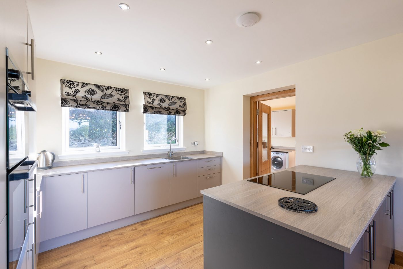 Craigton-Farm-kitchen-scaled-e1637241515692.jpg