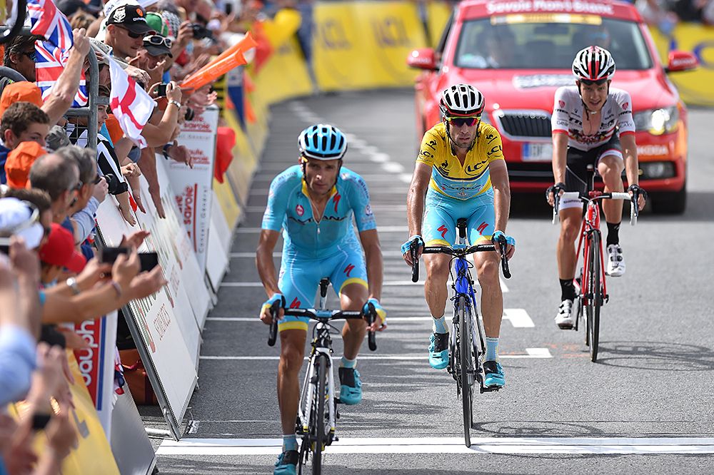 Vincenzo NIbali (Astana) finished 24th and lost the yellow jersey to van Garderen