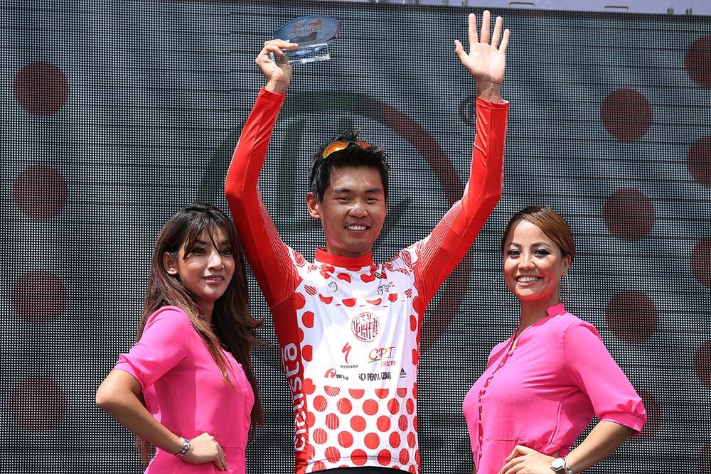 Meiyin Wang (Hengxiang Cycling Team) took the first climber's jersey