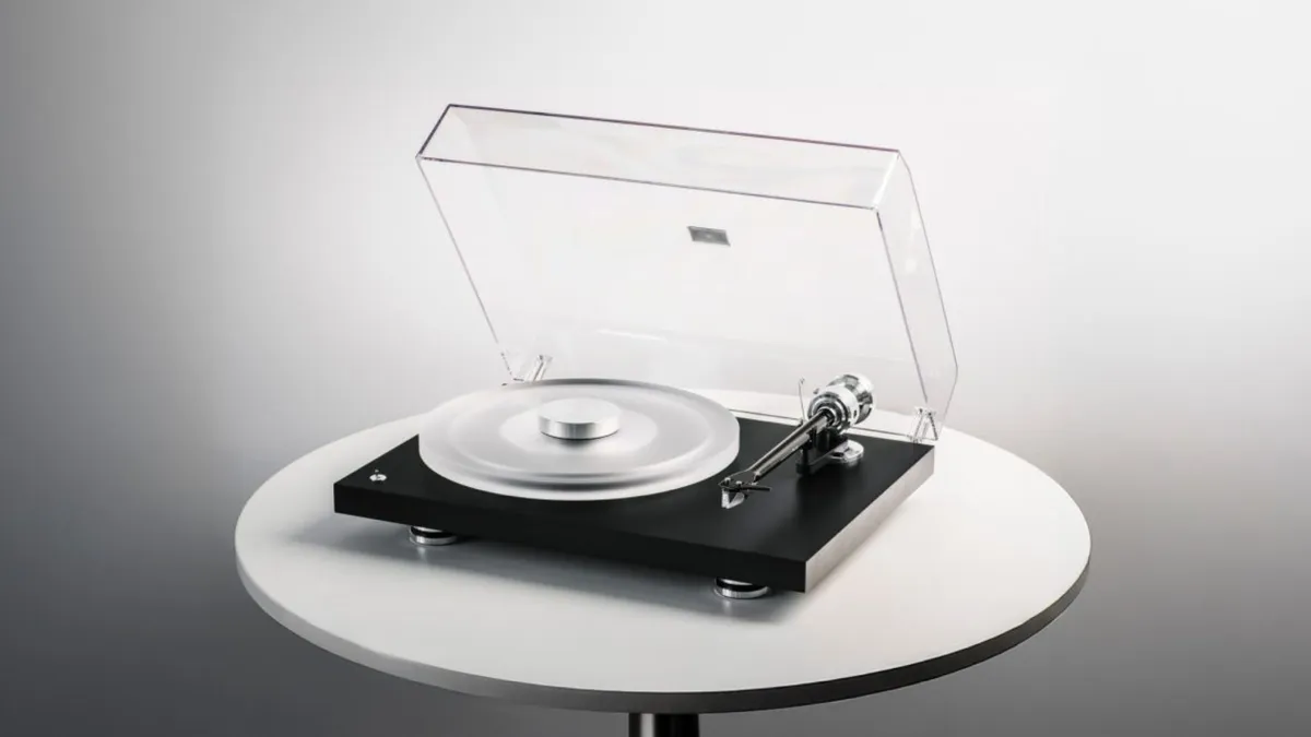 Pro-Ject's Debut Reference 10