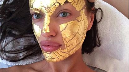 gold, face