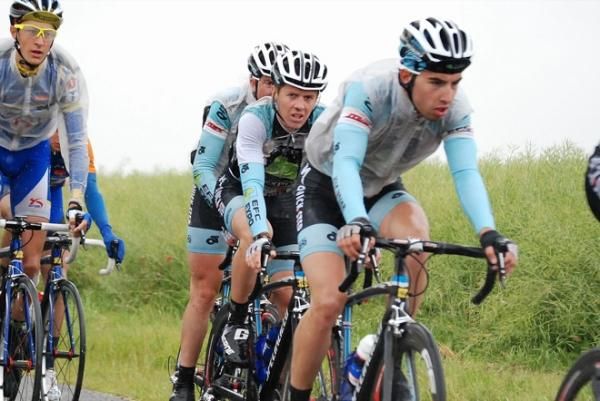 Sam Spokes (EFC Omega Pharma QuickStep), centre, during the Tour de l'Eure et Loire