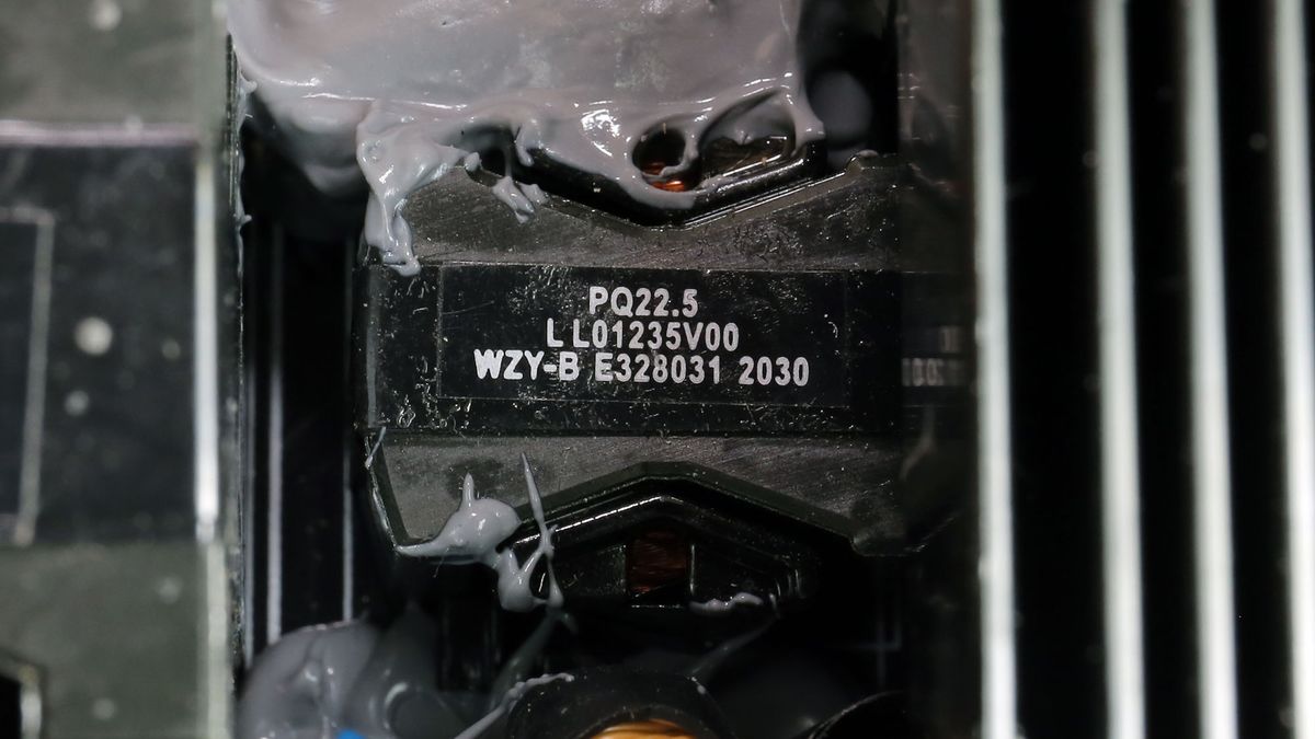 Cooler Master V850 Gold V2