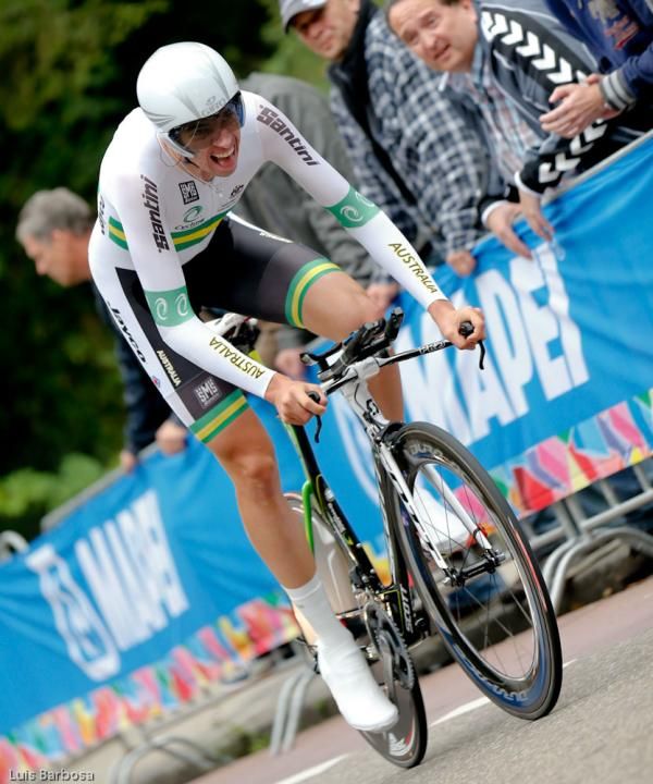 Damien Howson rides to the bronze medal at worlds