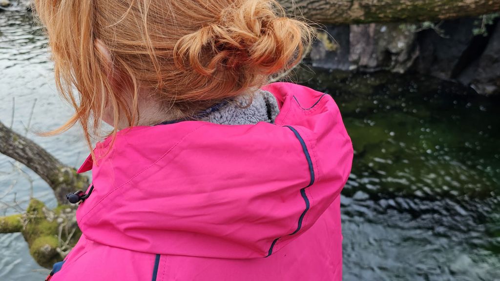 Red Equipment EVO Pro changing robe review a super cozy changing robe