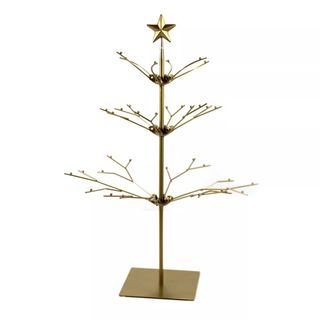 gold ornament tree