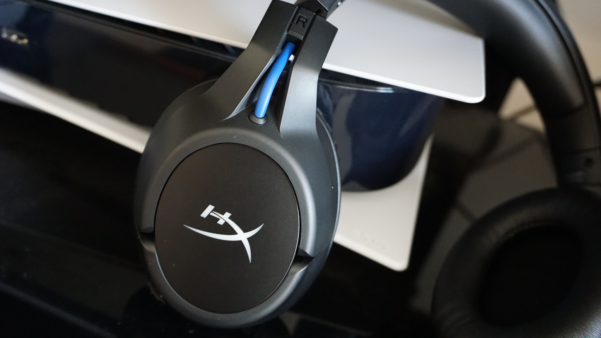 HyperX Cloud Flight review A good mid tier option with little frill