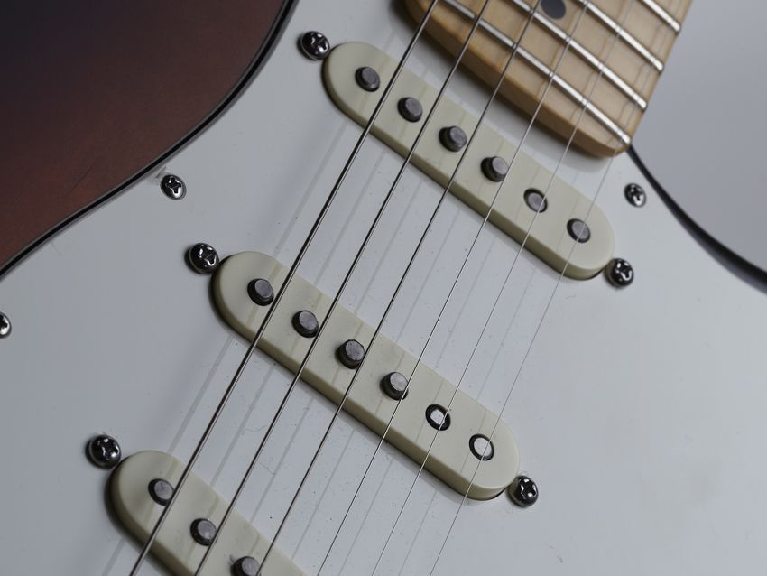 The 2012 American Standard Strat has Custom Shop Fat '50s pickups with staggered poles.