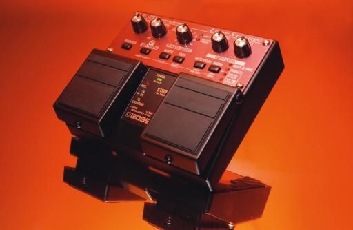 The RC-20XL also acts as a phrase trainer with a choice of recording modes.