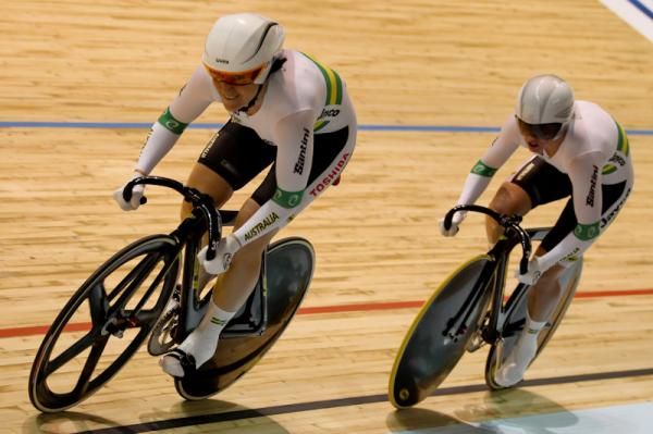 Anna Meares and Kaarle McCulloch during the team sprint.