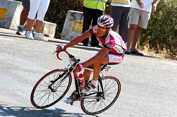 Manuel Ortega (Andaluc&iacute;a-Cajasur) riders solo.