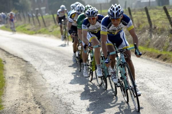 Vacansoleil-DCM riders working together