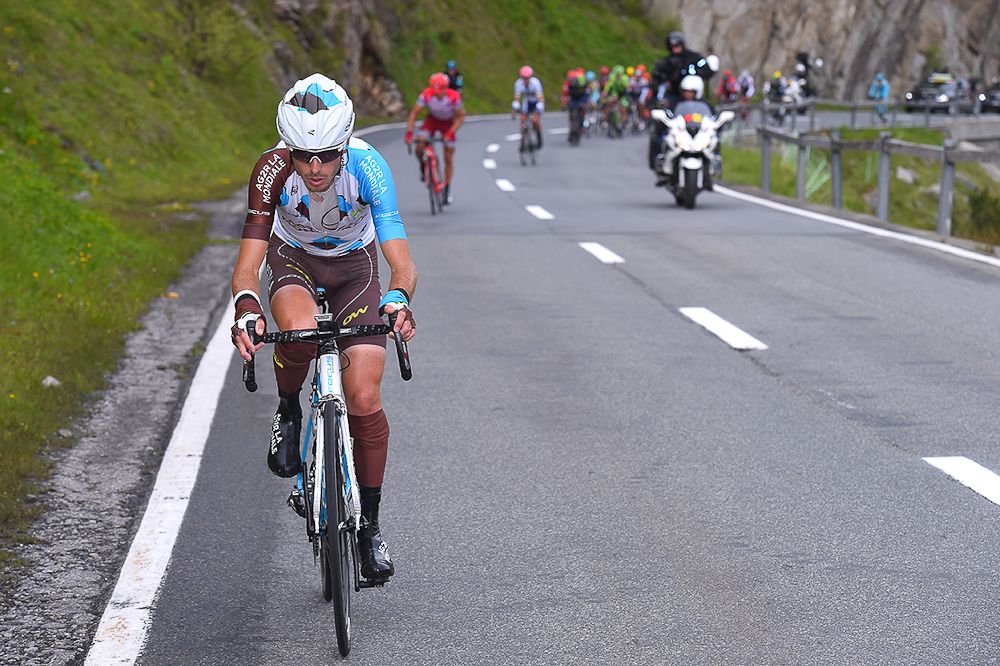 Hubert DuPont drops Simon Spilak and Rui Costa during stage 9 at the Tour de Suisse