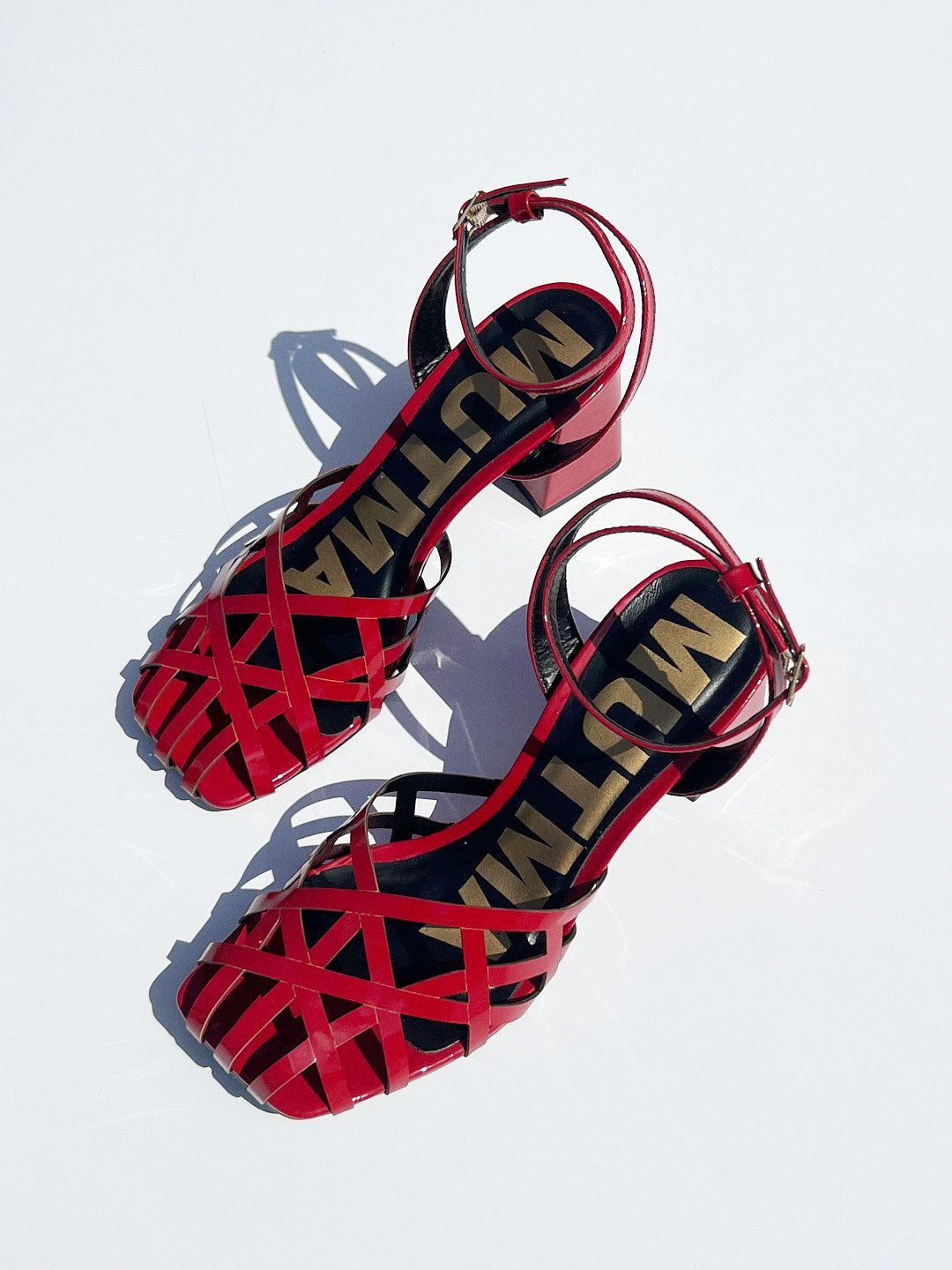 missing-image 35 أسلوب بيان مستوحى من برج الحمل لتوجيه كل الطاقة النارية