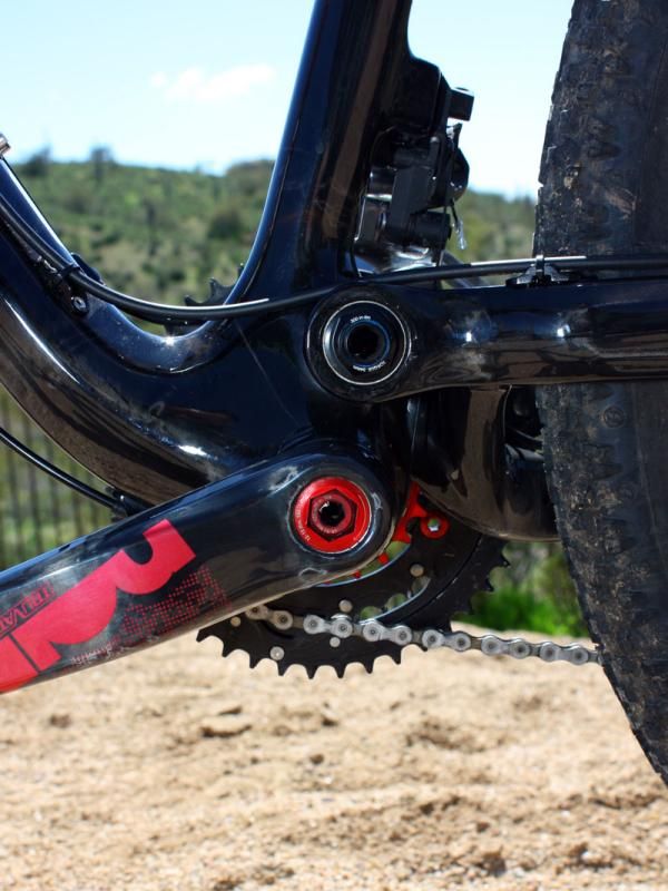 Gary Fisher frame designers offset the seat tube forward in order to shorten the chain stays