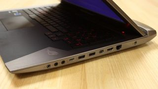 Asus ROG G752VT ports