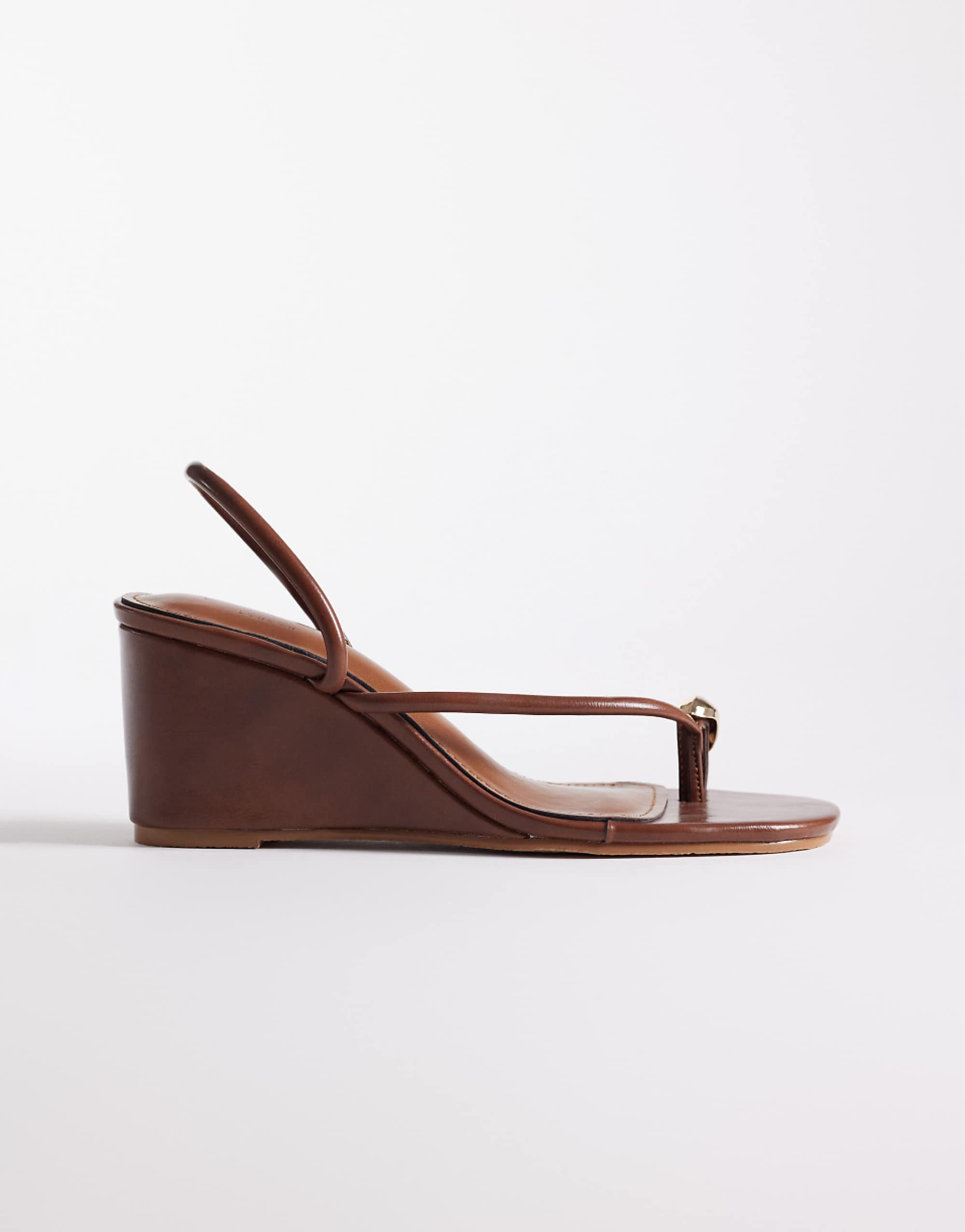 Simmi London Anya Wedge Sandals With Gold-Tone Toe Detailing in Brown