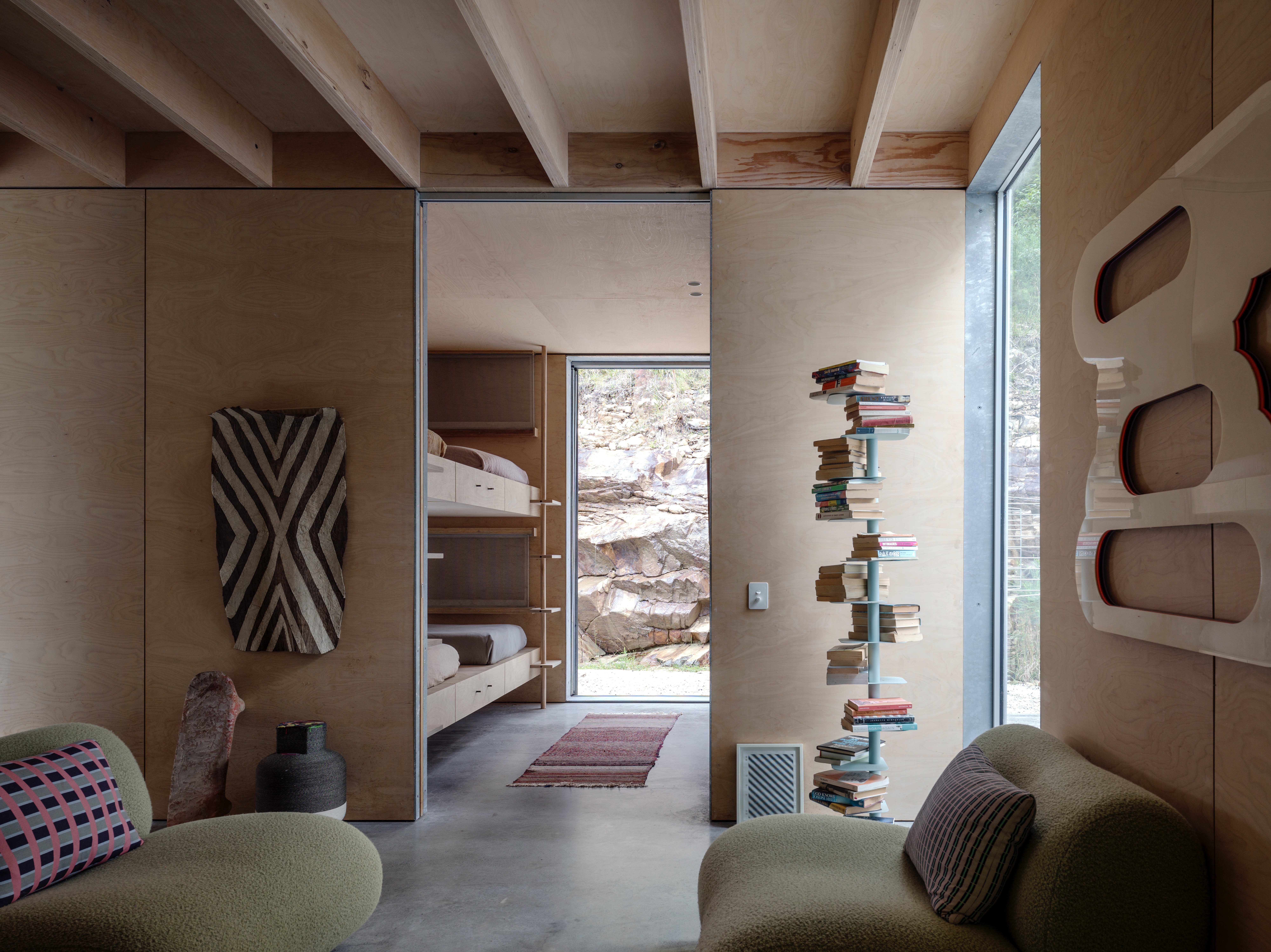 Amongst the Eucalypts, an australian holiday home fit to resist bushfires, designed as a rectangular box that seals hermetically