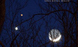The Moon, Venus and Mars Seen in North Carolina