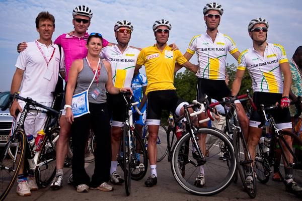 Team Reine Blanche has taken control of the 2010 Tour du Faso, holding the yellow jersey and the pink jersey for intermediate sprints.