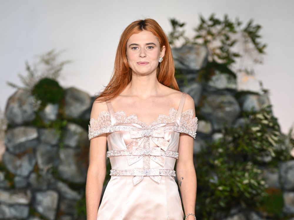 Alison Oliver attends the UK premiere of "Wuthering Heights"