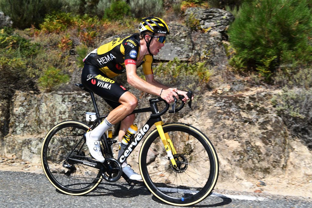 EL BARRACO SPAIN AUGUST 29 Steven Kruijswijk of Netherlands and Team Jumbo Visma competes in the breakaway during the 76th Tour of Spain 2021 Stage 15 a 1975km km stage from Navalmoral de la Mata to El Barraco lavuelta LaVuelta21 on August 29 2021 in El Barraco Spain Photo by Tim de WaeleGetty Images