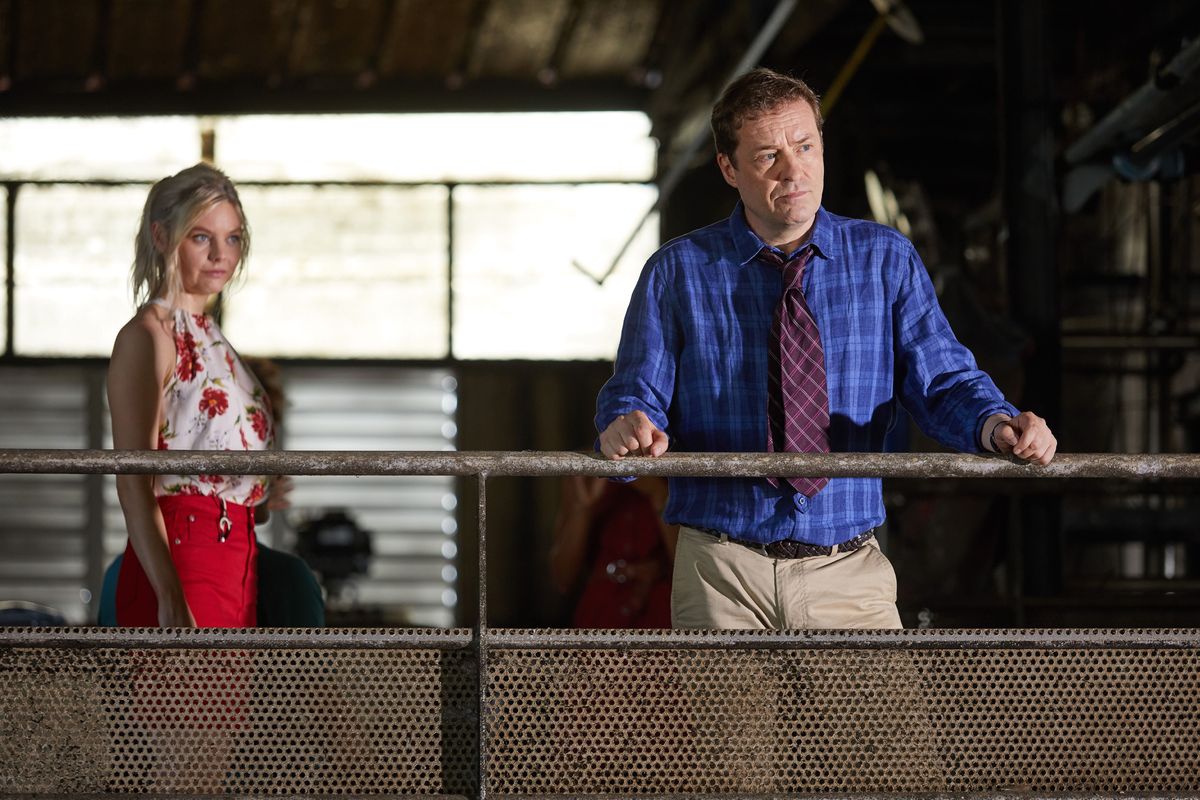 Death in Paradise star Ardal O&#039;Hanlon as DI Jack looking thoughfully into the distance