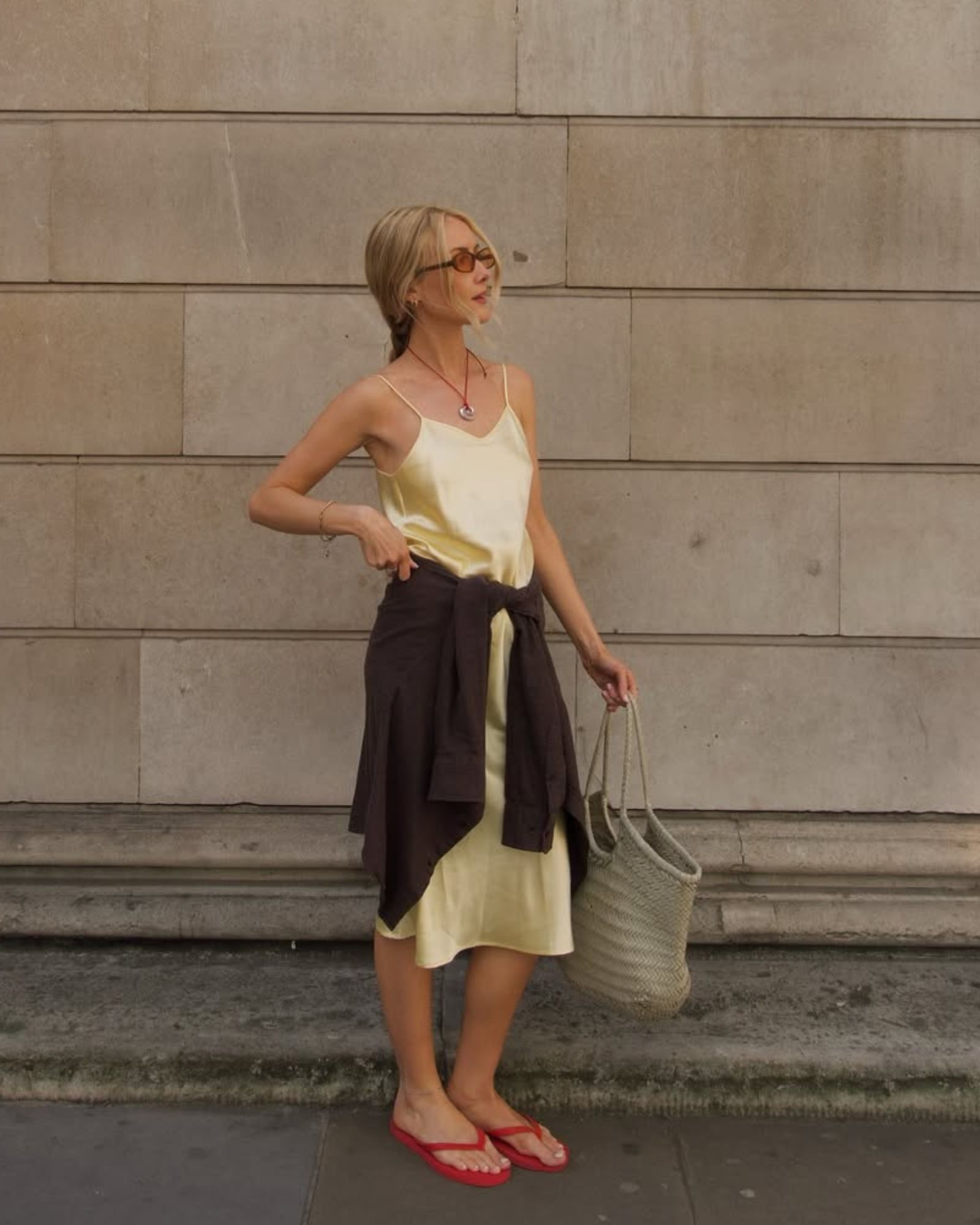 @chloekathbutler red sandal outfits