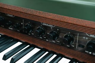 Rhodes Mk8 Earth Edition piano