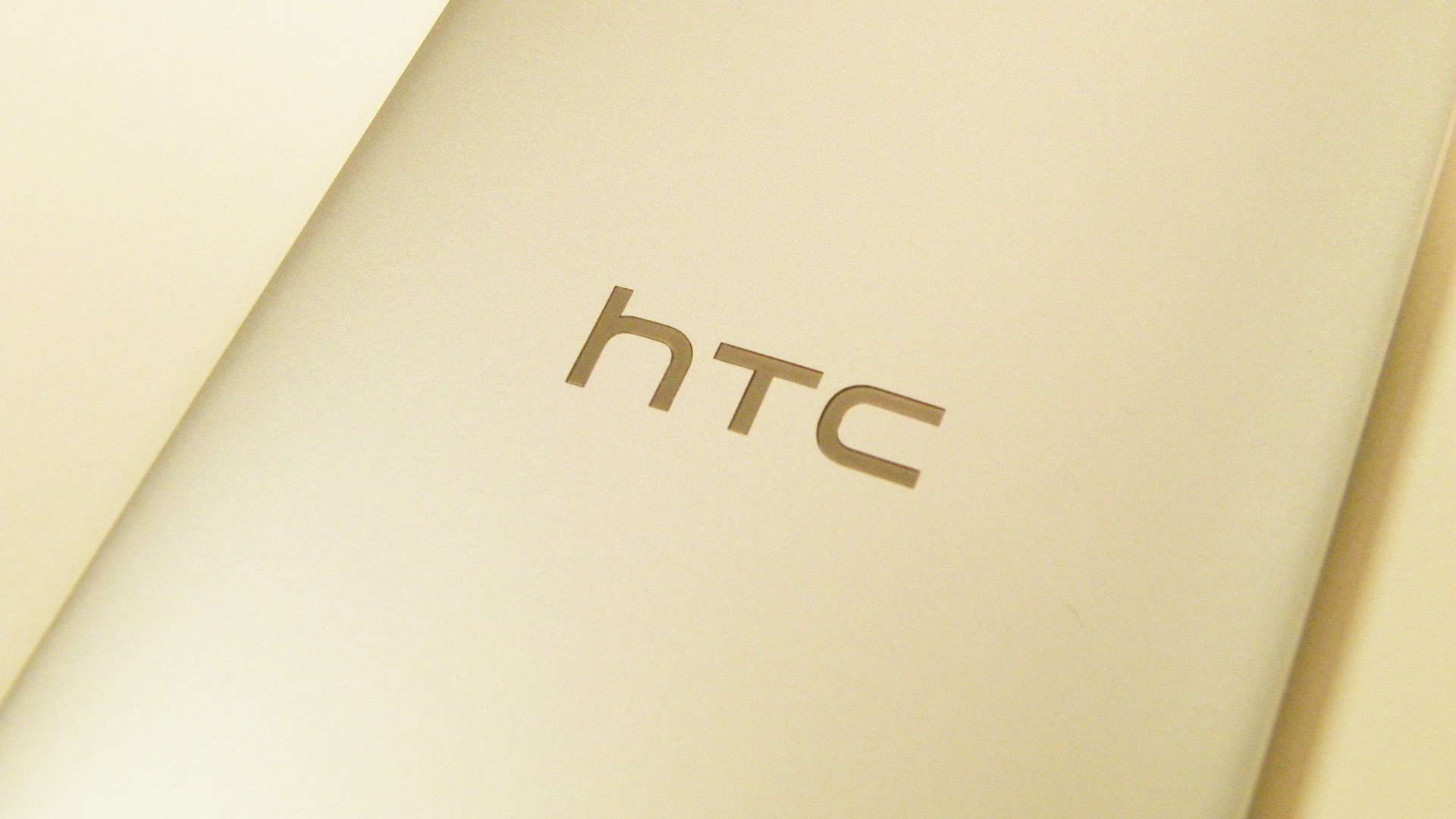 HTC makes its first ever loss, but let&#039;s not panic