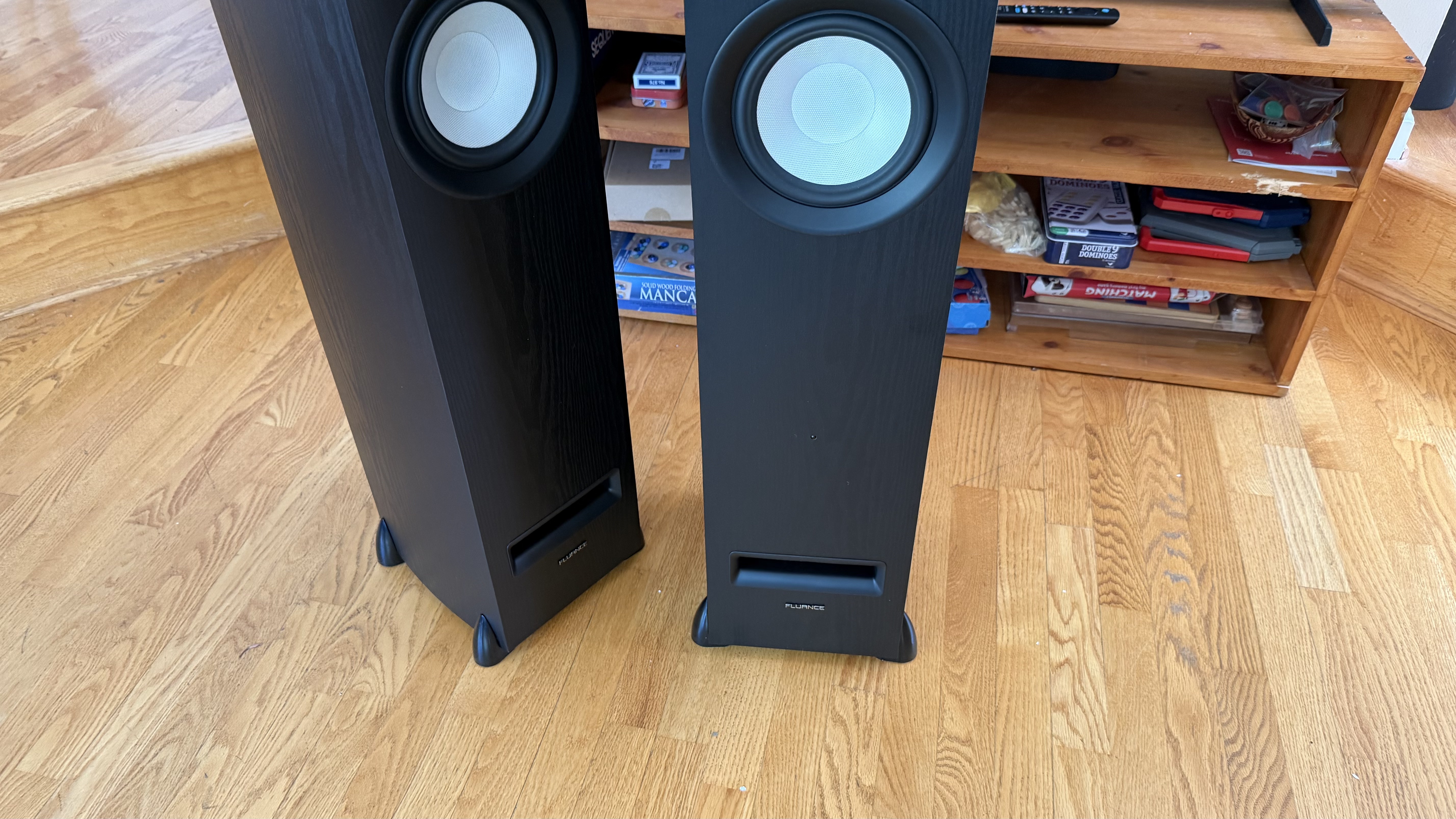 The Fluance Ri91 speakers' bass ports