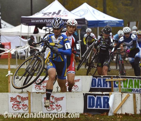 Pepper Harlton (Juventus) was first over the barriers on lap 1.
