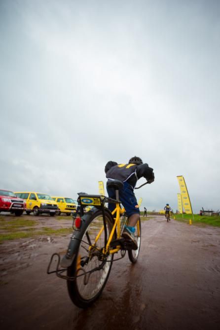 Qhubeka street racing in Vosloorus