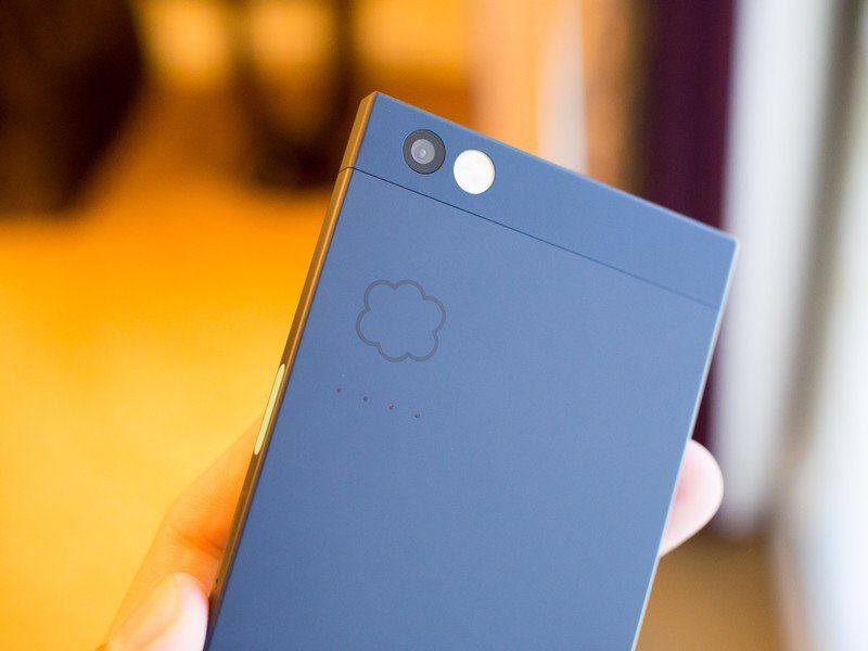 Nextbit Robin