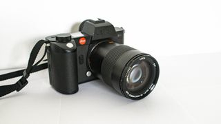 Leica 90mm APO Summicron-SL f/2 ASPH.