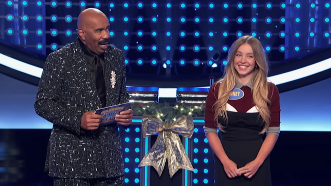 Steve Harvey and Sydney Sweeney on Celebrity Family Feud
