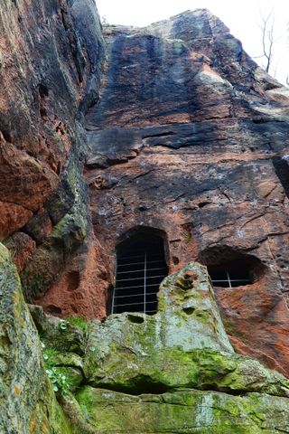 Kynaston's Cave