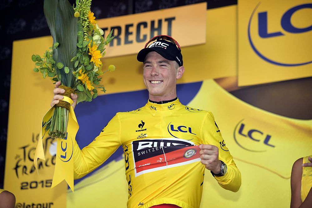 Rohan Dennis donned the first maillot jaune
