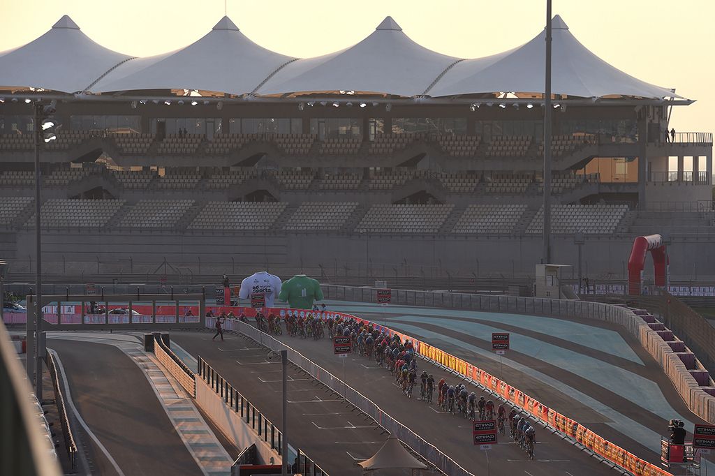 The sun starts to set on stage 4 and the 2016 season for the majority of the Abu Dhabi Tour peloton