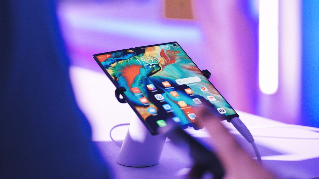 First look at the Huawei Mate Xs 2 at the House of Huawei event