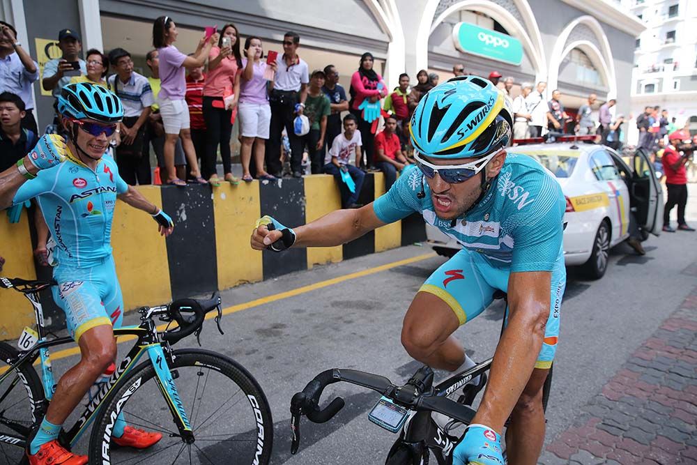 Andrea Guardini celebrates with his Astana team