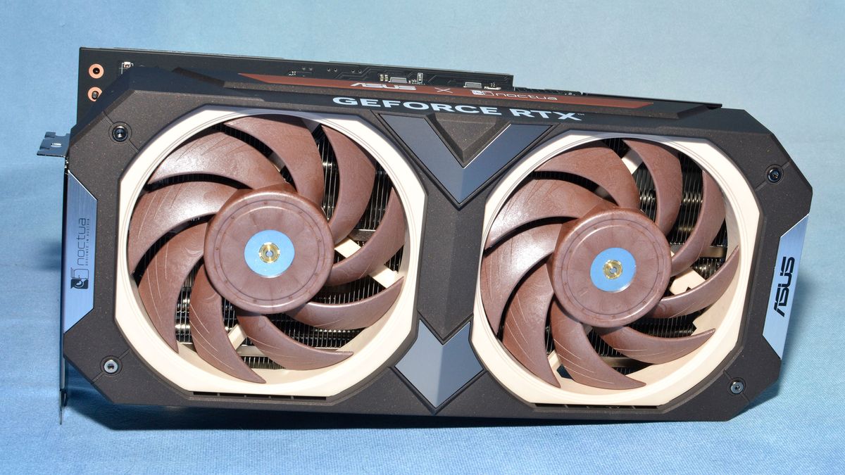 Asus RTX 4080 Noctua unboxing and product shots